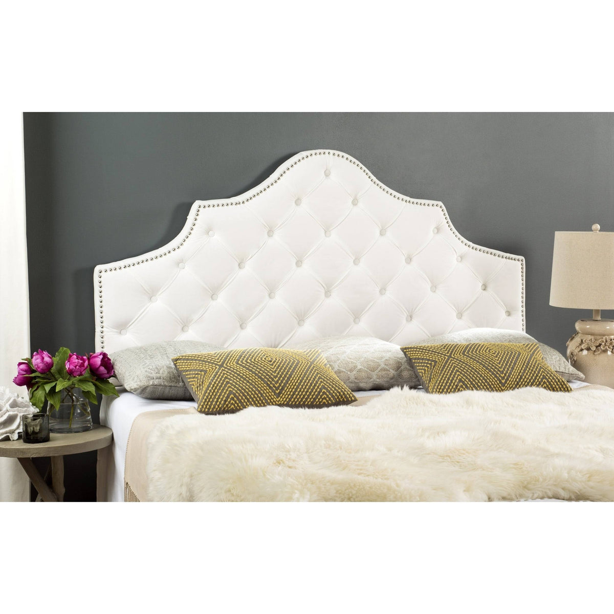 White King Tufted Velvet Headboard Q8584