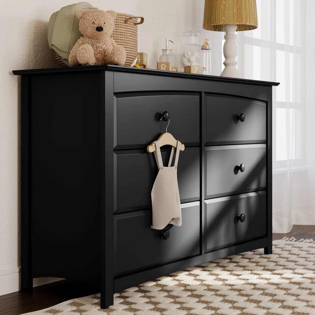 White 6 Drawer Double Dresser D1282