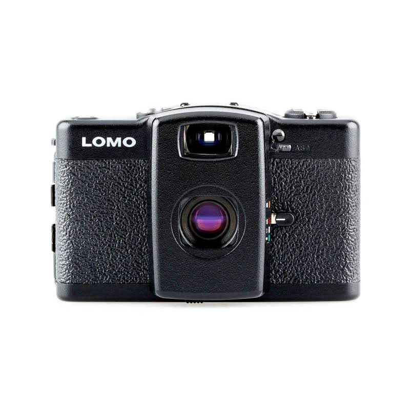 35mm Camera with 32mm Lens Z5790
