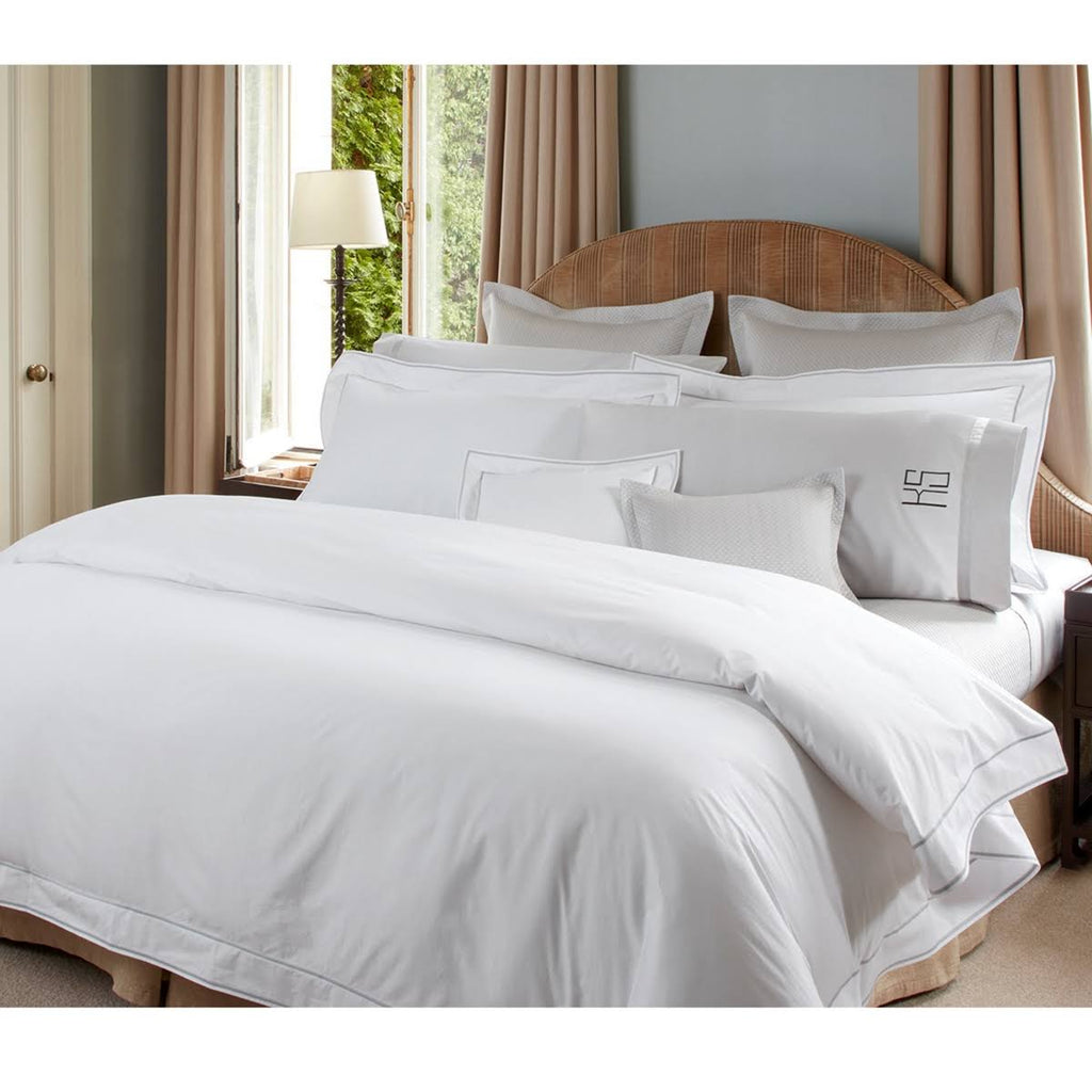 Full/Queen White Duvet Cover B705