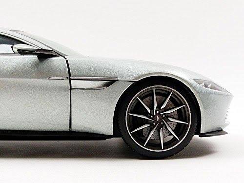 1/18 Diecast J598