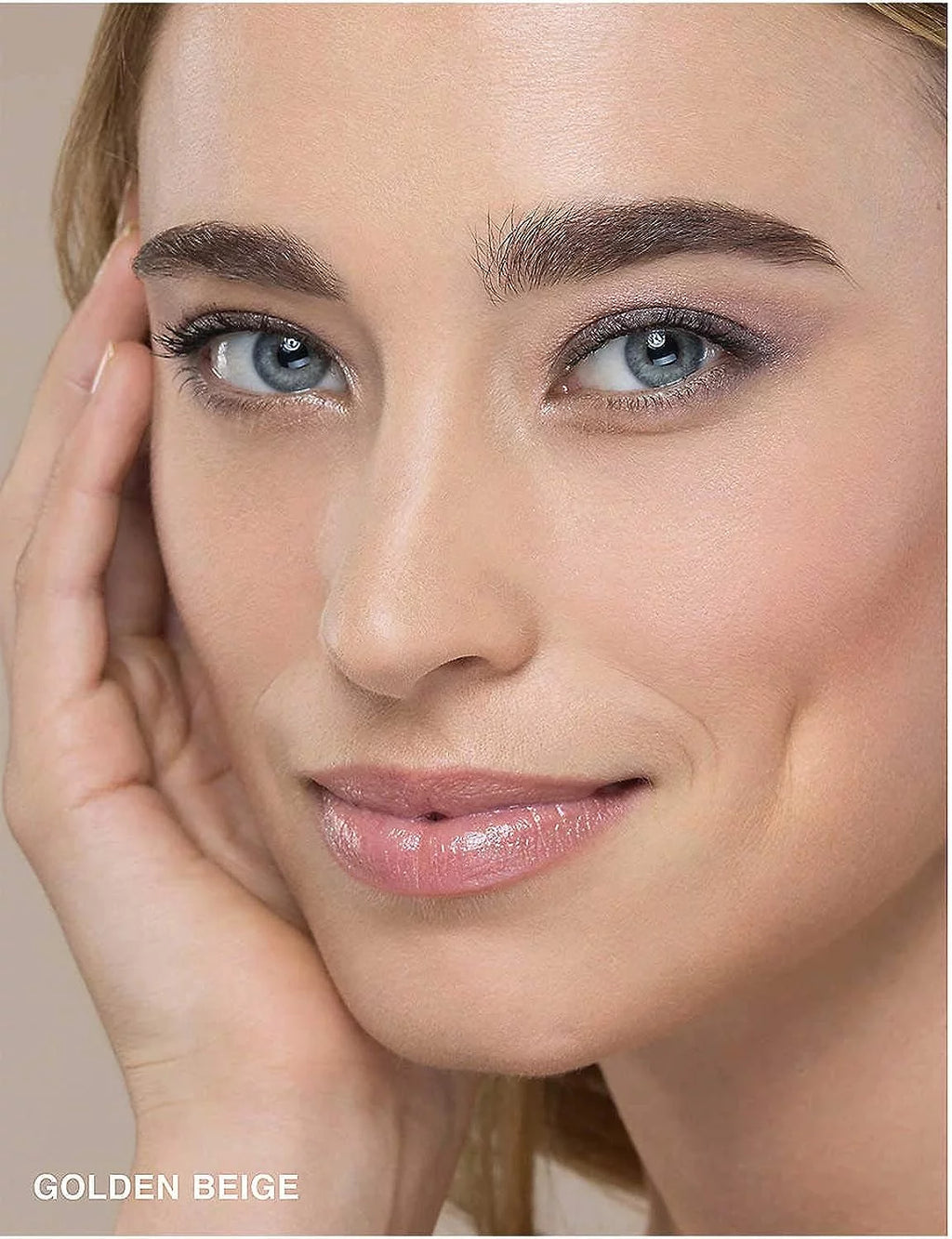 Golden Beige Foundation Stick W365