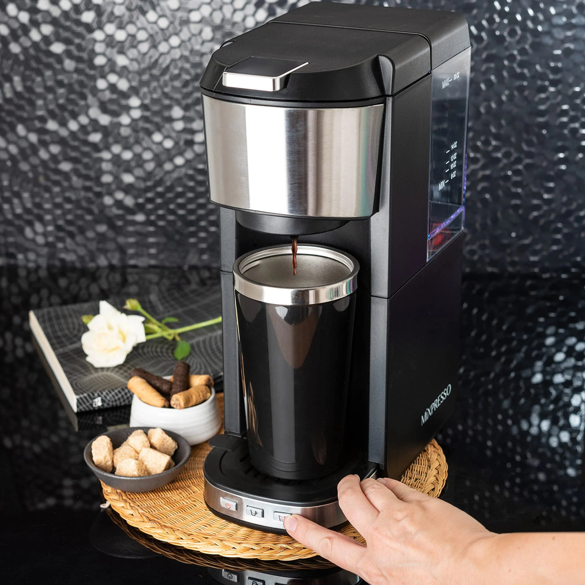 Single Serve Coffee Maker with 14oz Travel Mug J508125