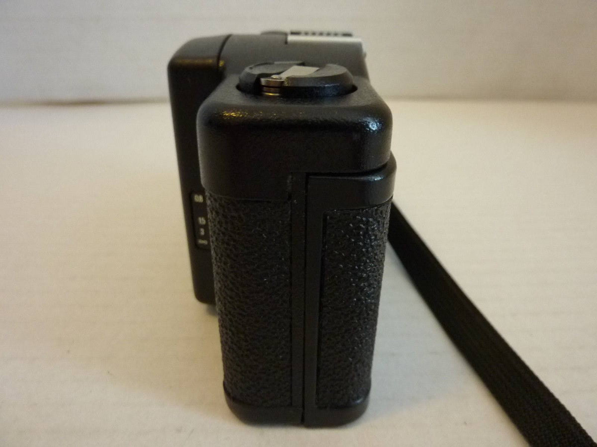 35mm Camera with 32mm Lens Z5790