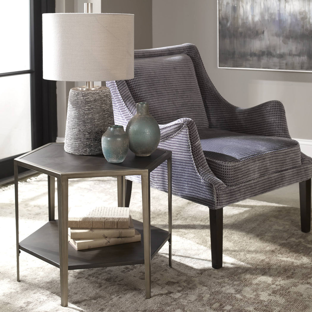 Geometric Accent Table L99804