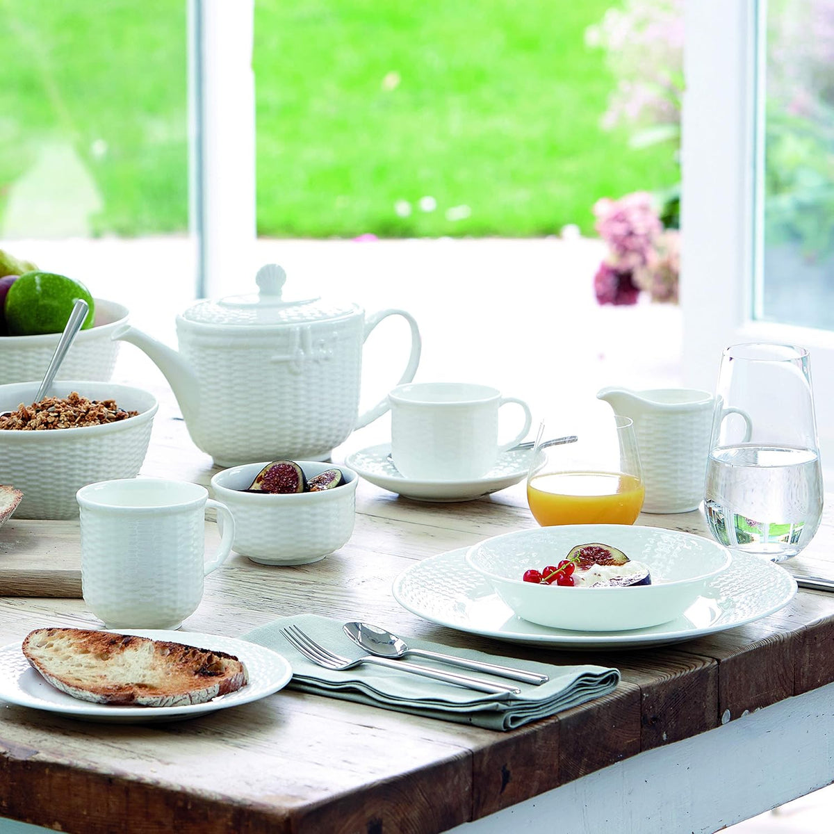 Square Cake Plate Pack of 2 F805