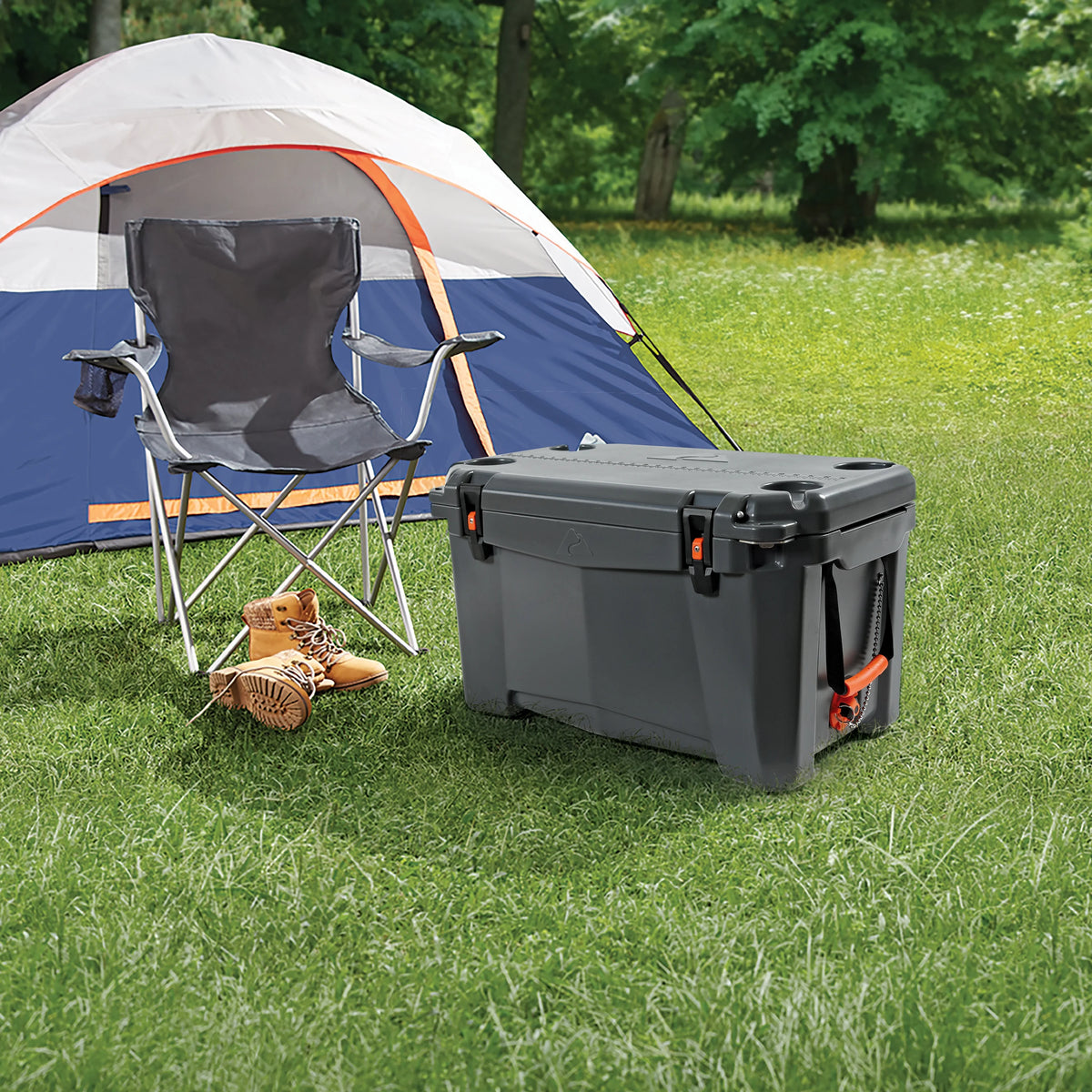 52 Quart Hard Sided Chest Cooler U485103