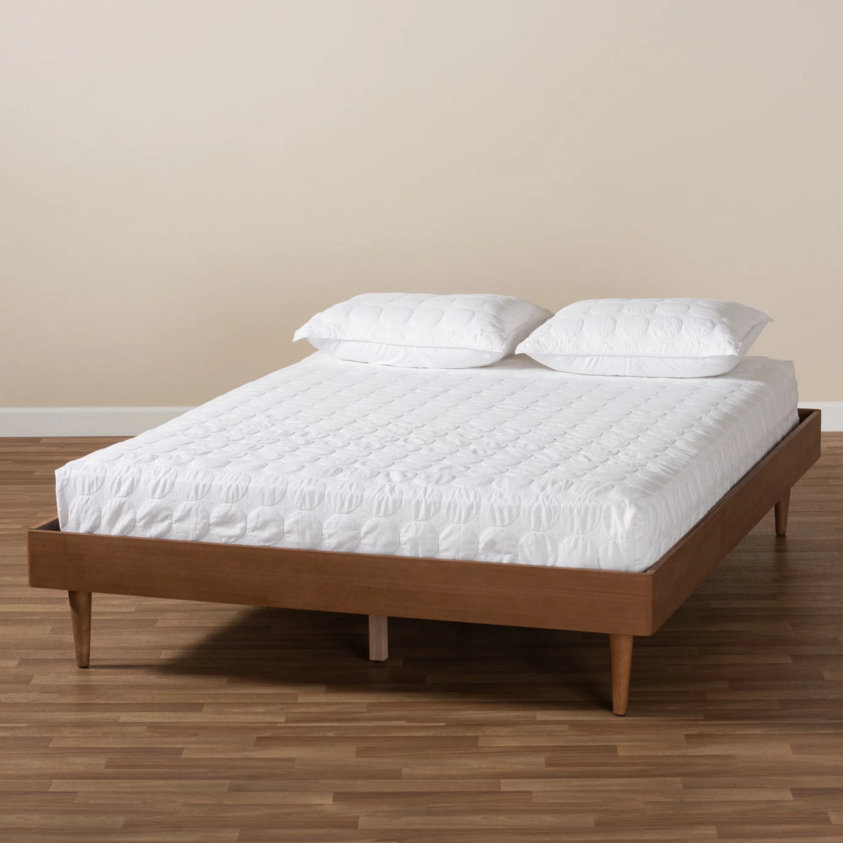 Queen Size Wood Bed Frame E765062
