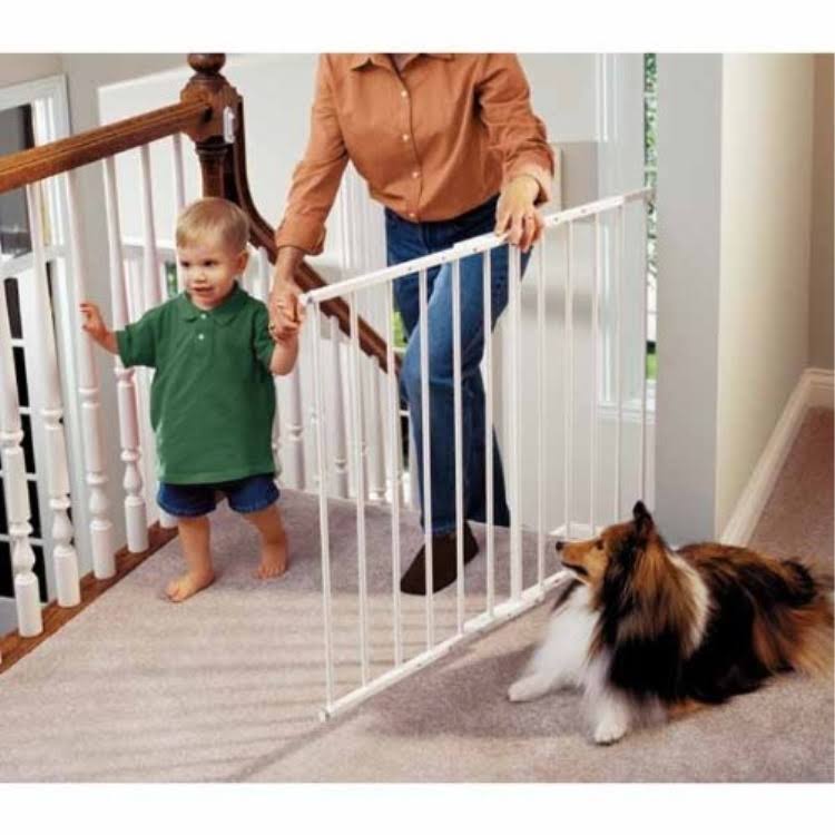 White Top of Stairs Gate M432