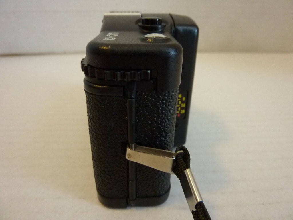 35mm Camera with 32mm Lens Z5790