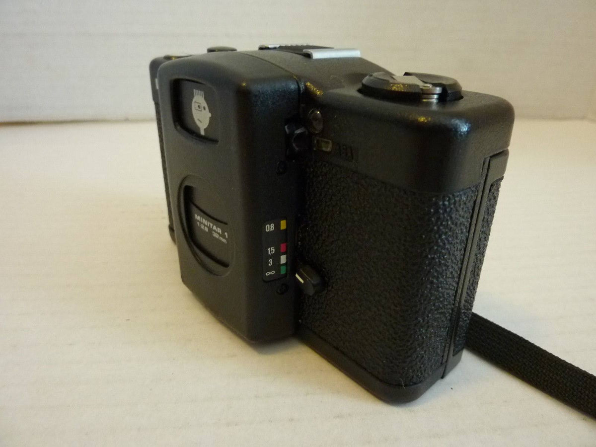 35mm Camera with 32mm Lens Z5790