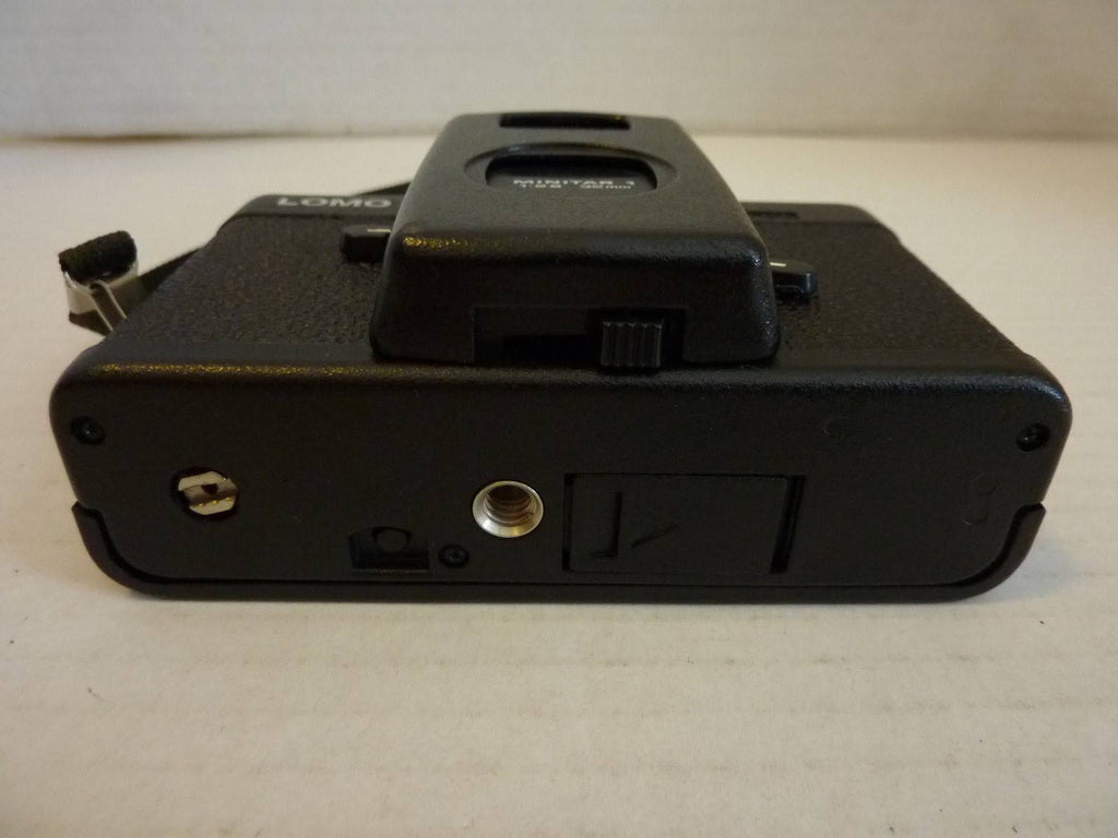 35mm Camera with 32mm Lens Z5790