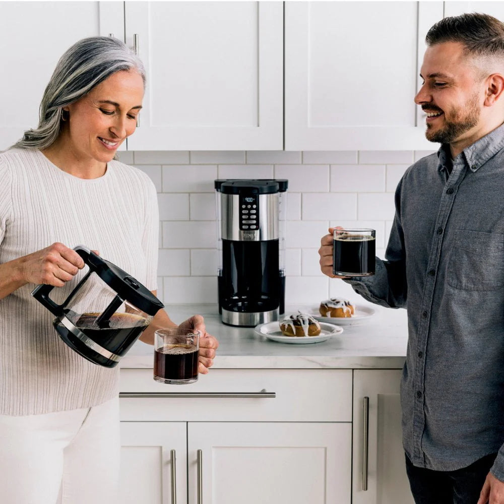 14-Cup Programmable Coffee Maker with Glass Carafe and Permanent Filter Q9373