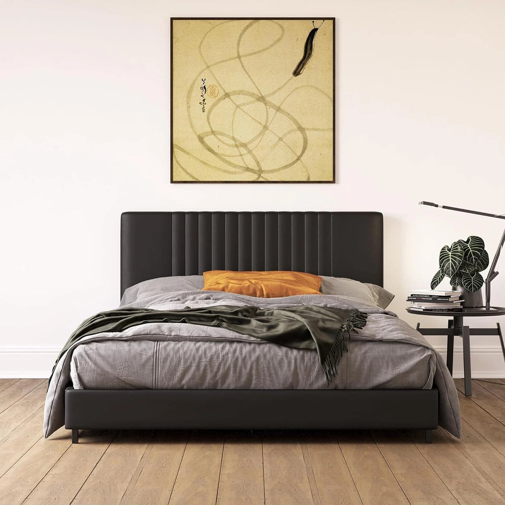 Black Faux Leather Upholstered Full Platform Bed with Tufted Headboard M280811