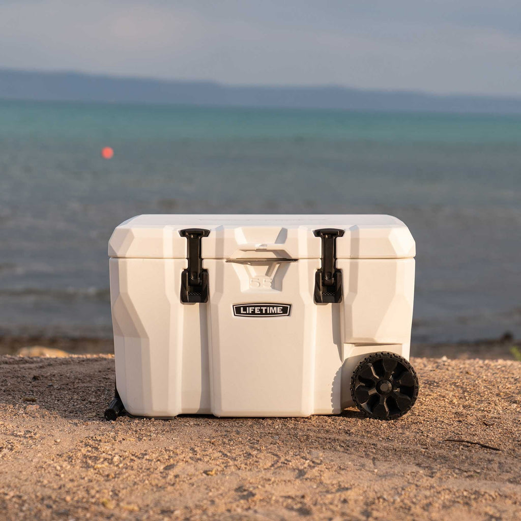 55 Quart Cooler with Wheels G985174