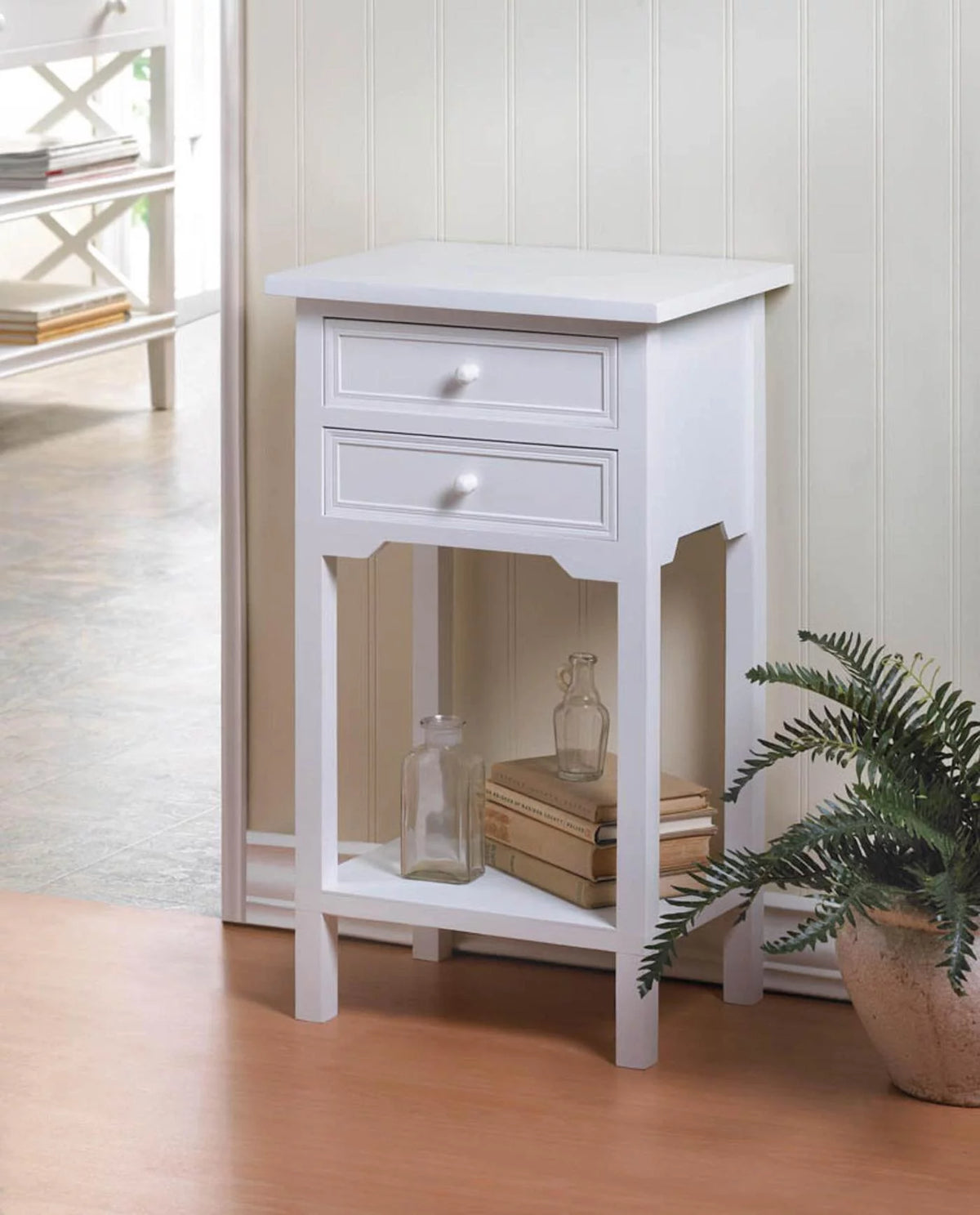 White Side Table P5766
